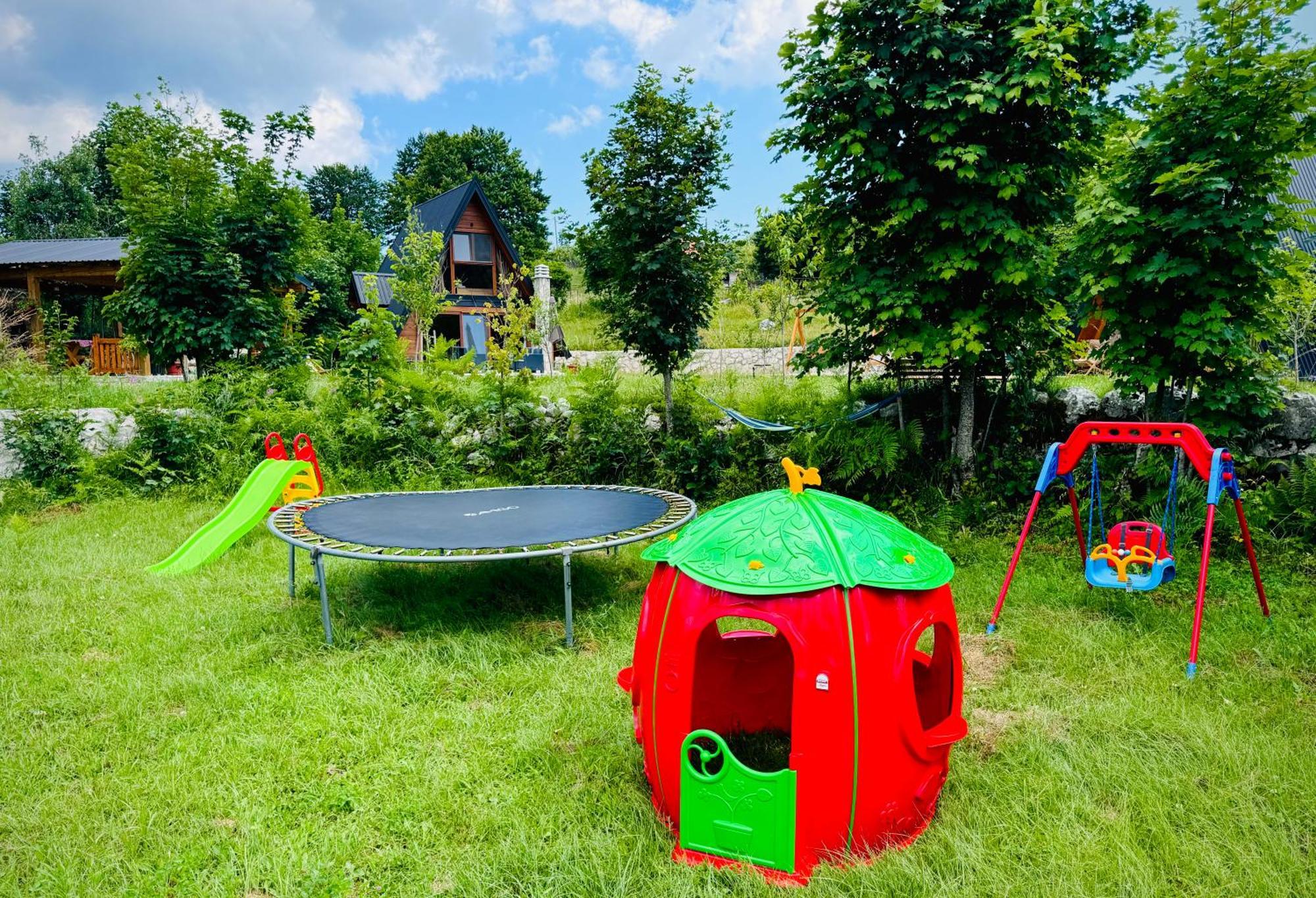 Albero Casa Villa Cetinje Luaran gambar