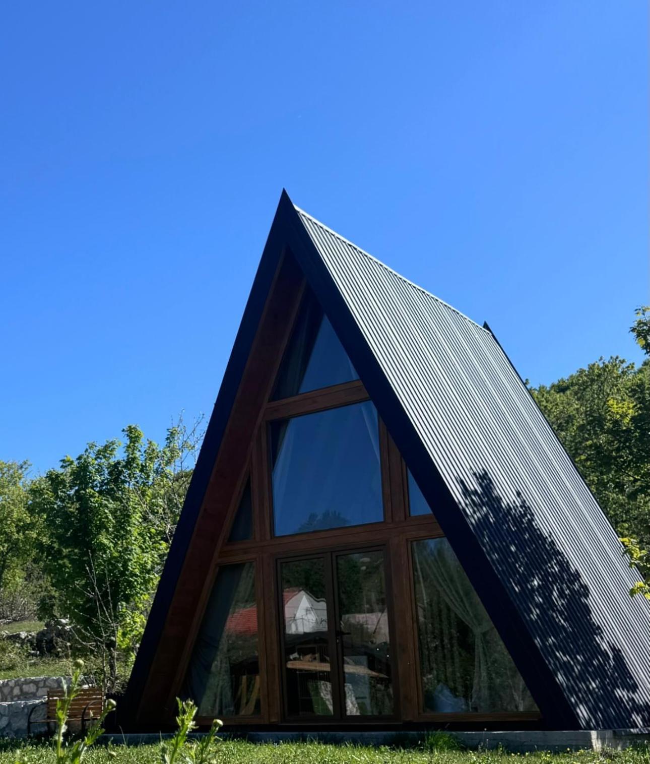 Albero Casa Villa Cetinje Luaran gambar